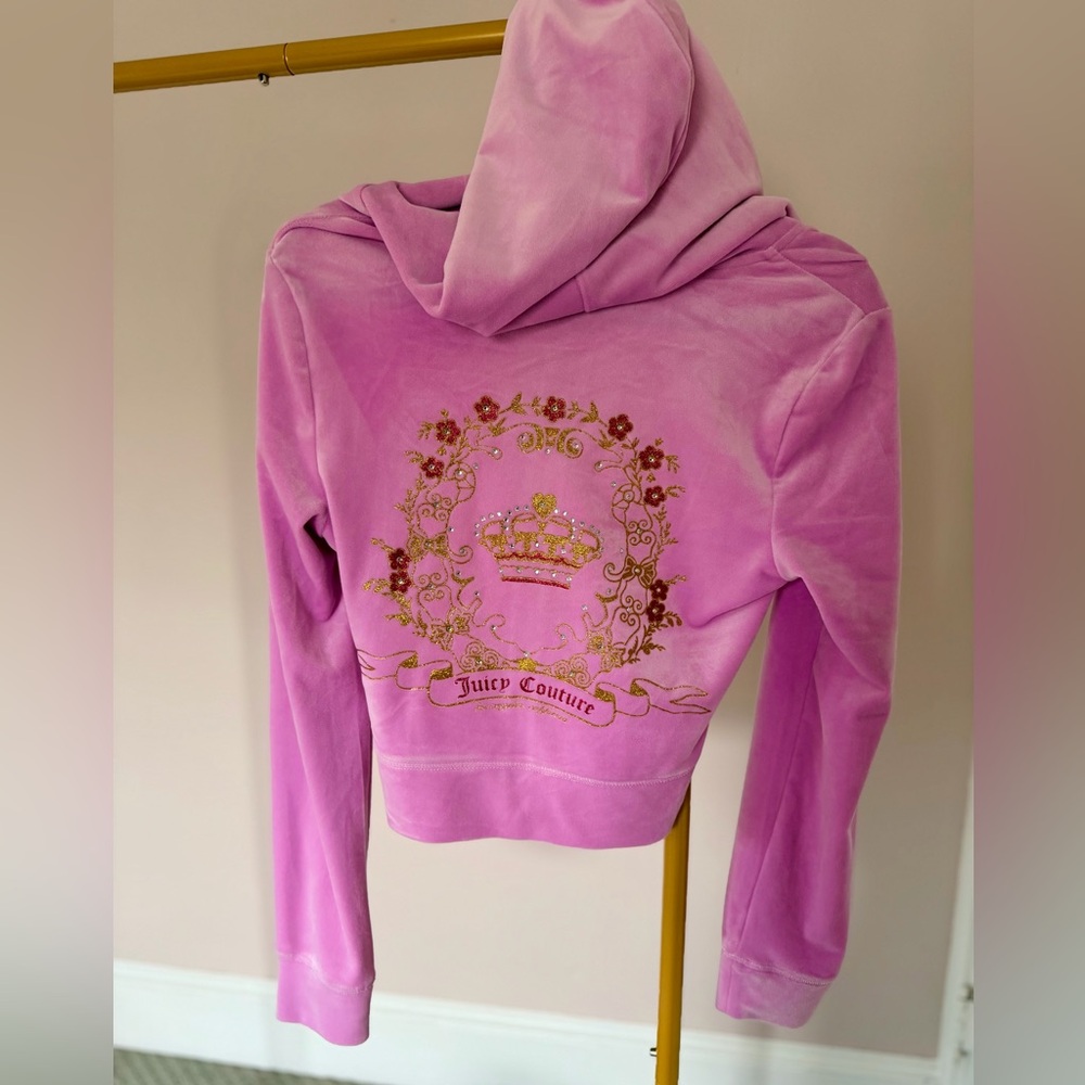 Juicy Couture Pink Velour Zip Hoodie Crown Crest Rhinestone Floral Bloom NWT M